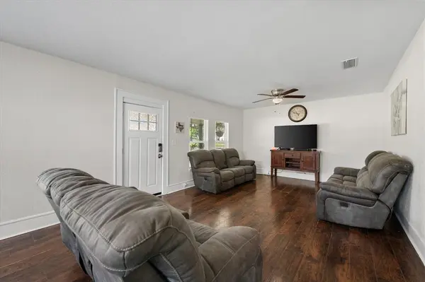 2215 W Park Row Boulevard, Corsicana, TX 75110