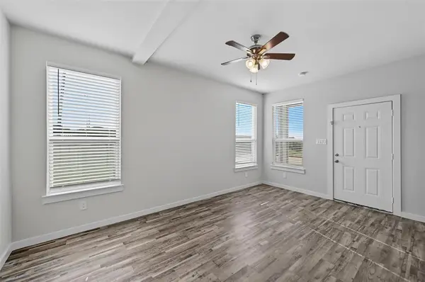 3475 Valley Vista Drive, Fort Worth, TX 76053