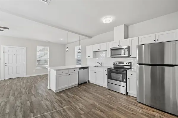 3475 Valley Vista Drive, Fort Worth, TX 76053