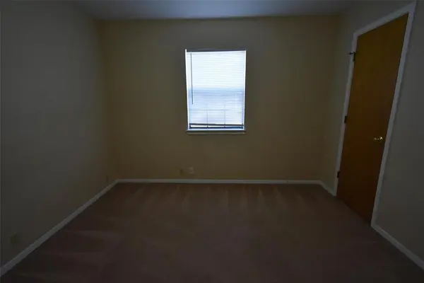 606 N Main Street #A, Collinsville, TX 76233