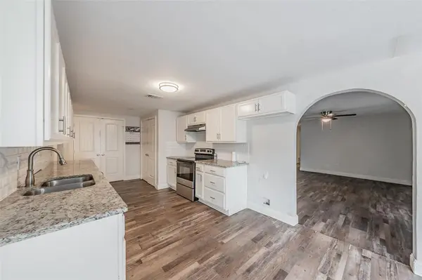 3123 Biway Street, Sansom Park, TX 76114