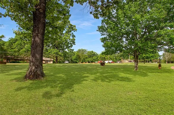 22831 Hickory Lane, Bullard, TX 75757