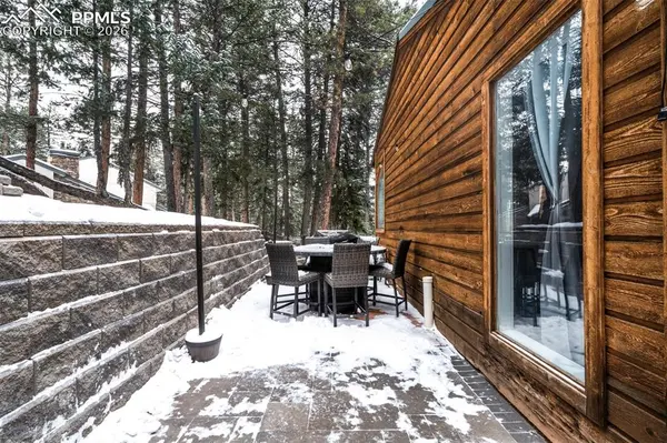 3430 Regent DR, Woodland Park, CO 80863