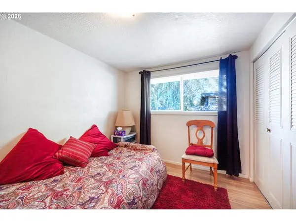 2190 PIERCE ST, Eugene, OR 97405