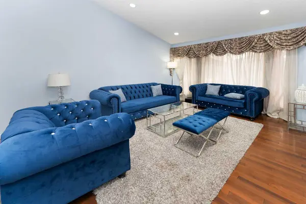 18 Coral Sands PL NE, Calgary, AB T3J3J3