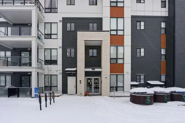 15 Sage Meadows LNDG NW #6417, Calgary, AB T3P 1E5