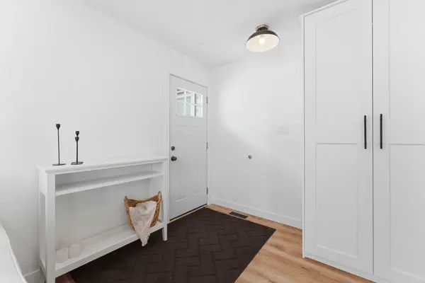 8119 Ranchview DR NW, Calgary, AB T3G 1G6