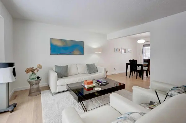 3119 46 ST SW, Calgary, AB T3E 1W7