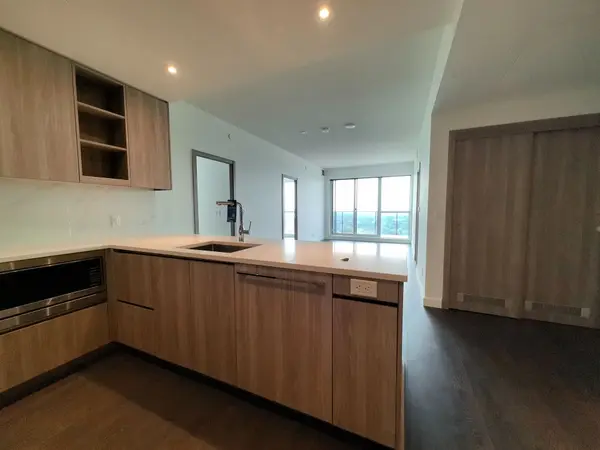 27 Mcmahon DR #2702, Toronto C15, ON M2K 0C2