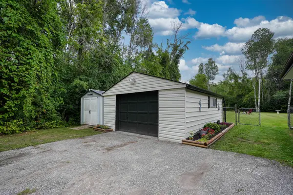 1121 Ferrier AVE, Innisfil, ON L0L 1W0