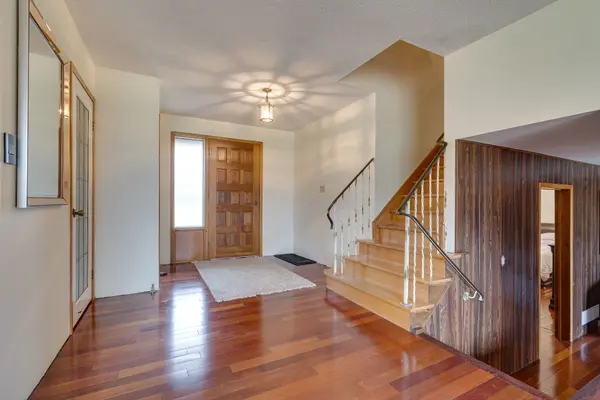 9 Mill View CT, Caledon, ON L7K 2N4