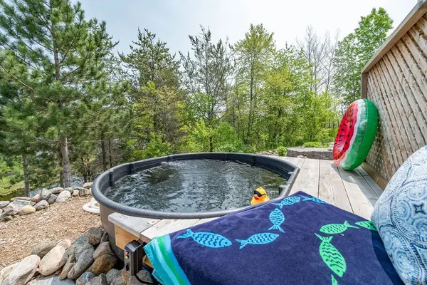 188 Paugh Lake RD, Madawaska Valley, ON K0J 1B0