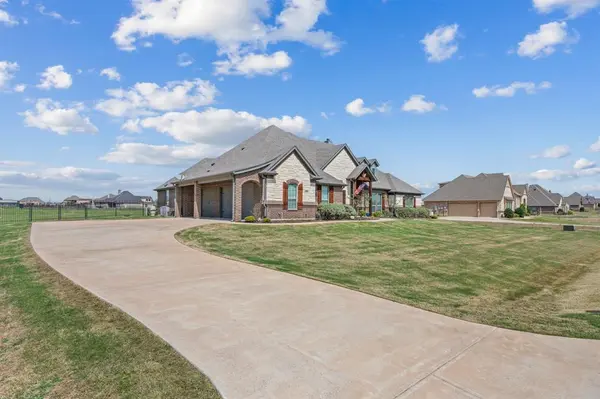 13420 Moorhouse Way, Justin, TX 76247