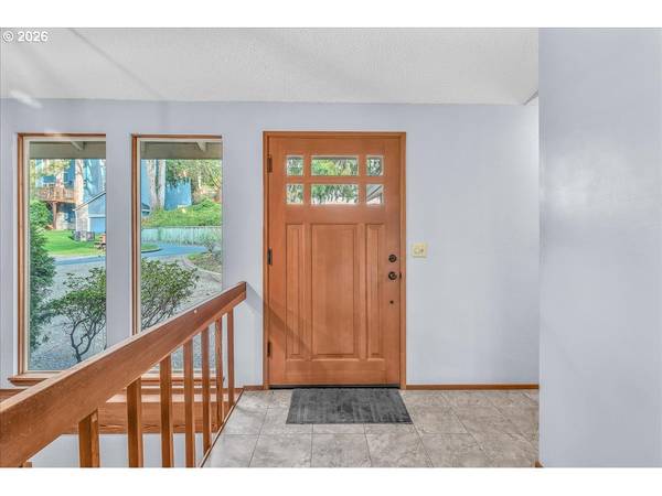 6630 SW VENTURA DR, Tigard, OR 97223