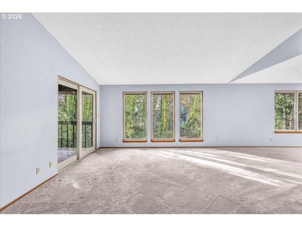 6630 SW VENTURA DR, Tigard, OR 97223