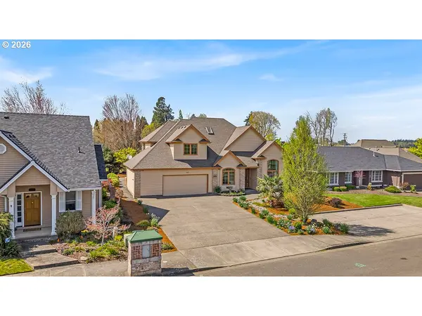 2815 HAZELNUT DR, Woodburn, OR 97071