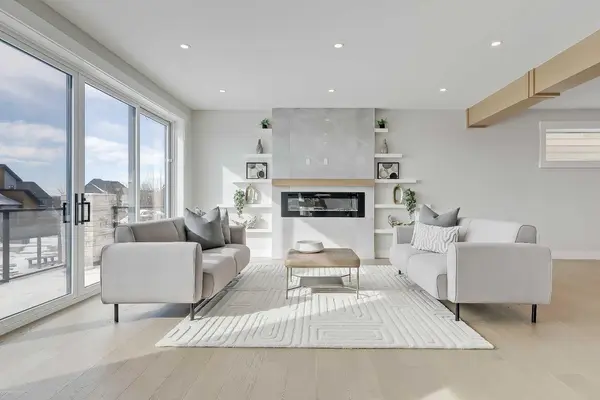 49 Rockhaven GN NW, Calgary, AB T3G 5H3