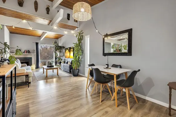 426 Pinemont Gate NE, Calgary, AB t1y2r6