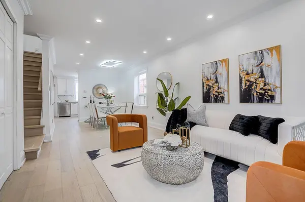 85 Donlands AVE, Toronto E03, ON M4J 3N9