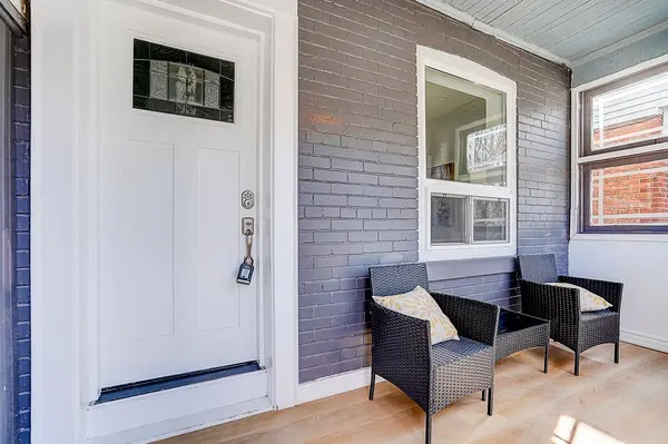 85 Donlands AVE, Toronto E03, ON M4J 3N9