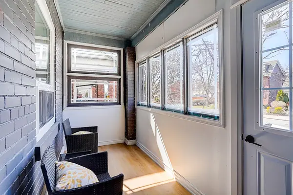 85 Donlands AVE, Toronto E03, ON M4J 3N9