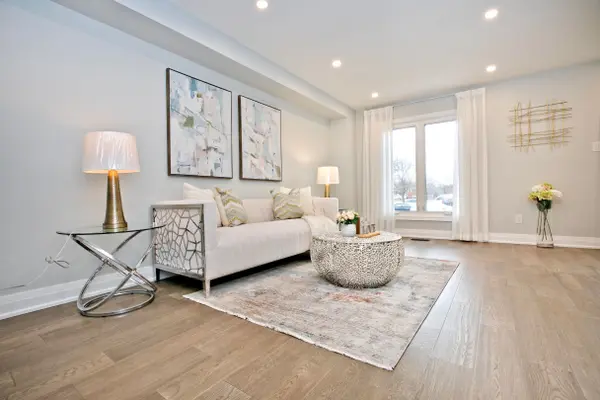 106 Danjohn CRES, Toronto E07, ON M1V 3N4