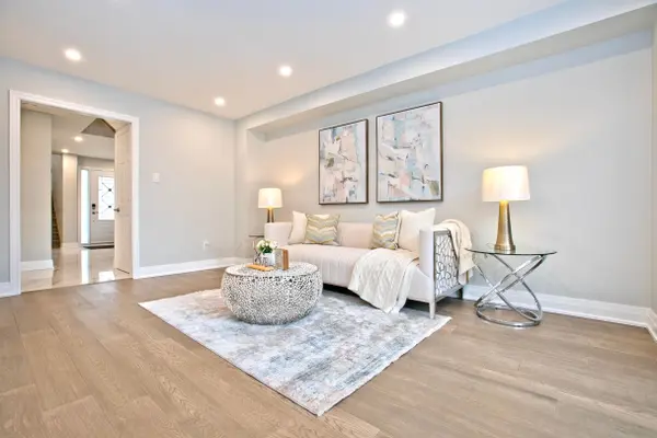 106 Danjohn CRES, Toronto E07, ON M1V 3N4