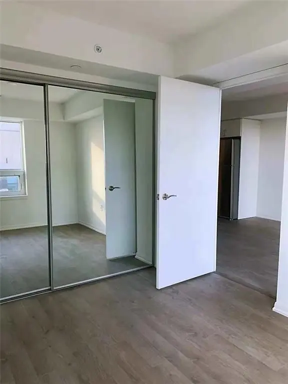 3091 Dufferin ST #1311, Toronto W04, ON M6A 2S7