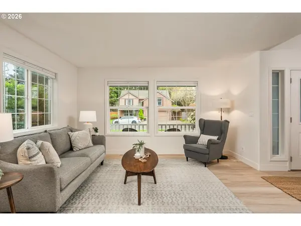 964 SE 54TH AVE, Hillsboro, OR 97123