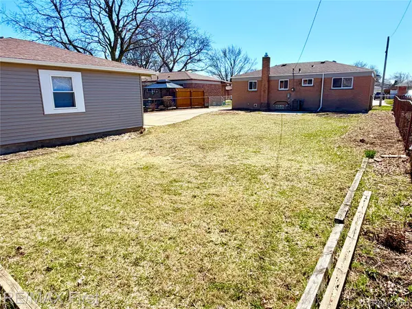 4503 Linville DR, Warren, MI 48092