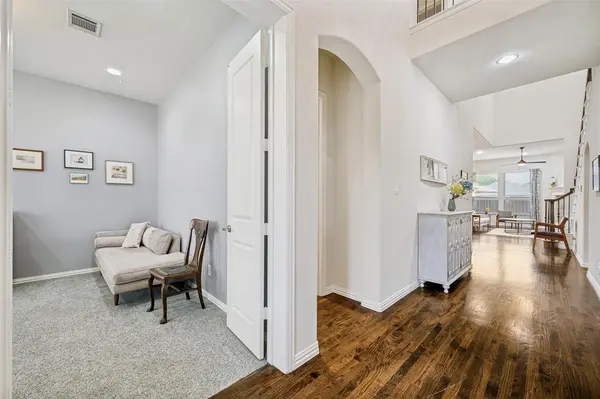 2841 Edinburgh, Carrollton, TX 75006