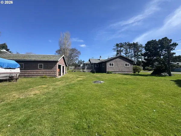 1401 270TH PL, Ocean Park, WA 98640