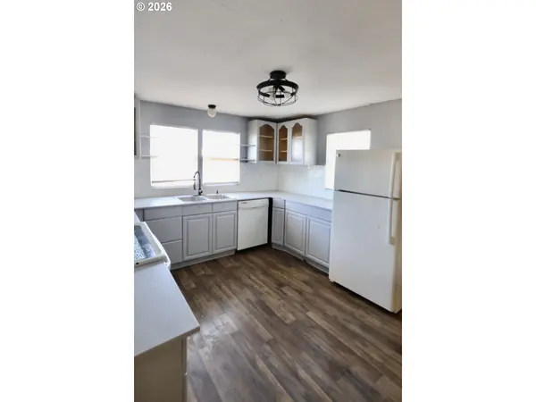 225 41ST ST #36, Springfield, OR 97478