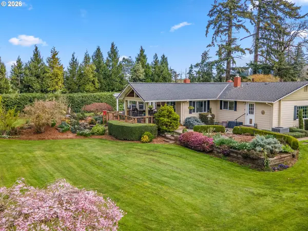 12063 GOLF LN, Sublimity, OR 97385