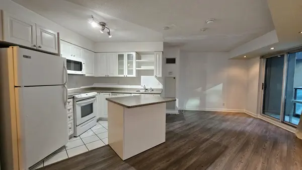 600 Fleet ST #632, Toronto C01, ON M5V 1B7