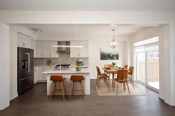 67 Ogston CRES, Whitby, ON L1P 0H2