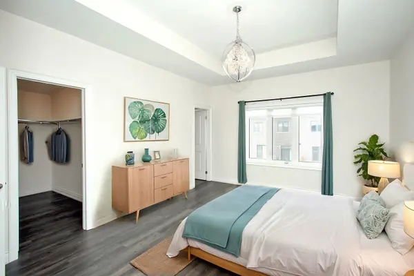 67 Ogston CRES, Whitby, ON L1P 0H2