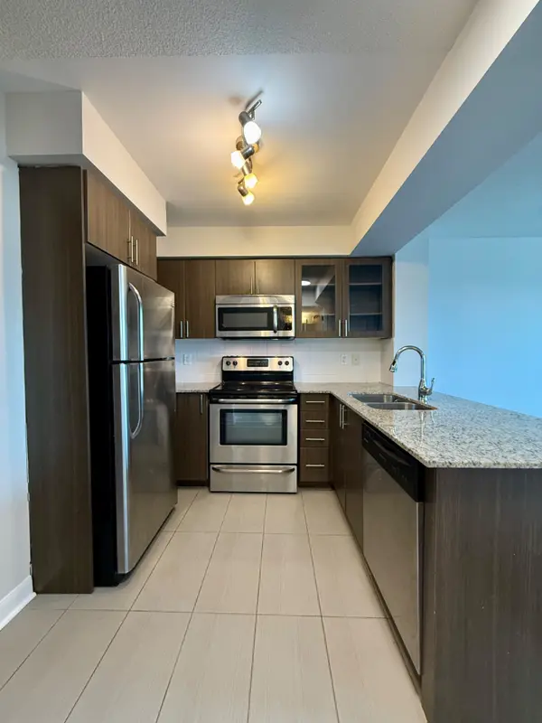 75 Norman Bethune AVE #419, Richmond Hill, ON L4B 0B6