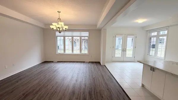 29 Sassafrass RD, Springwater, ON L9X 2C6