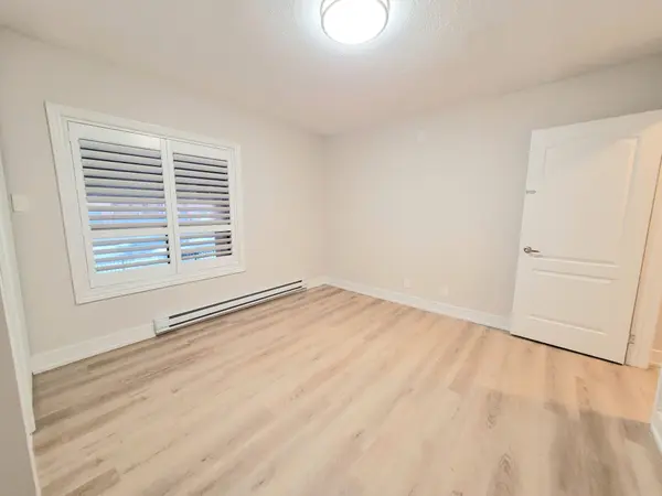 1371 King ST W #101, Toronto W01, ON M6K 1H4