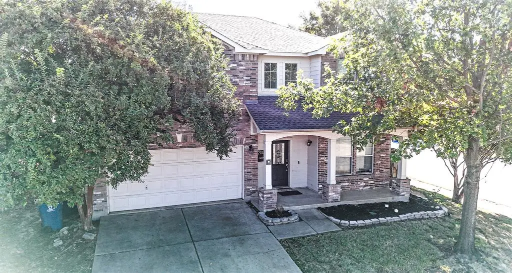 2000 New Braunfels, Forney, TX 75126