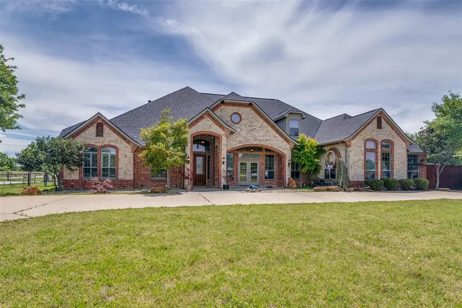 5507 Pinnacle Oak Drive, Sachse, TX 75048