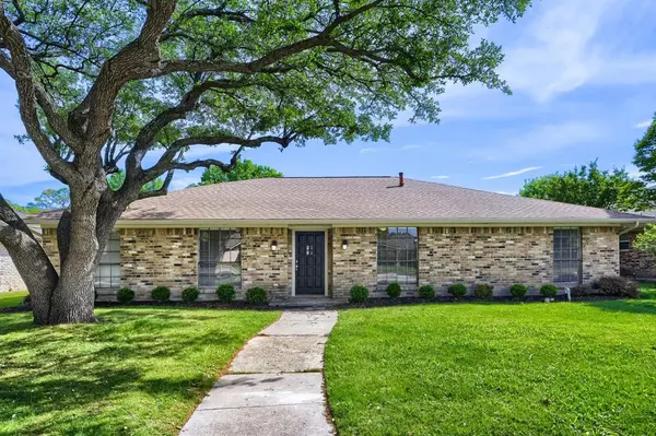 1720 Hearthstone Drive, Plano, TX 75023