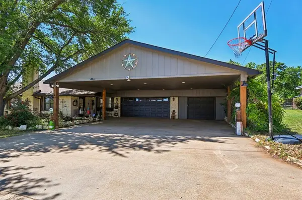 10856 Legg Drive, Kemp, TX 75143