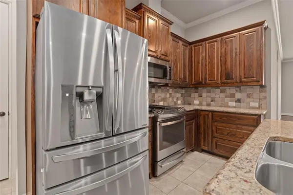 2317 Chrystal Drive, Carrollton, TX 75006