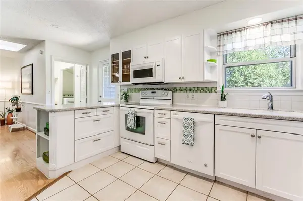 424 Classen Drive, Dallas, TX 75218