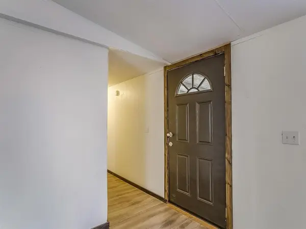 1802 Whispering Oaks Street, Burleson, TX 76028