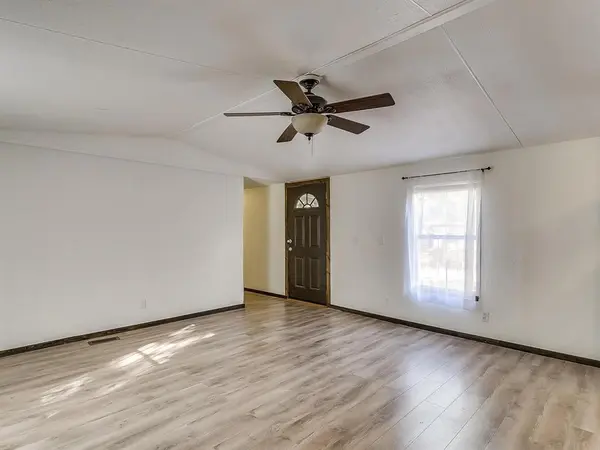 1802 Whispering Oaks Street, Burleson, TX 76028