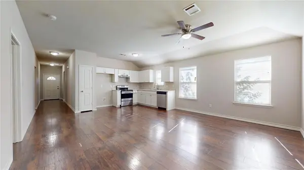 2104 Daniel Street, Fort Worth, TX 76104