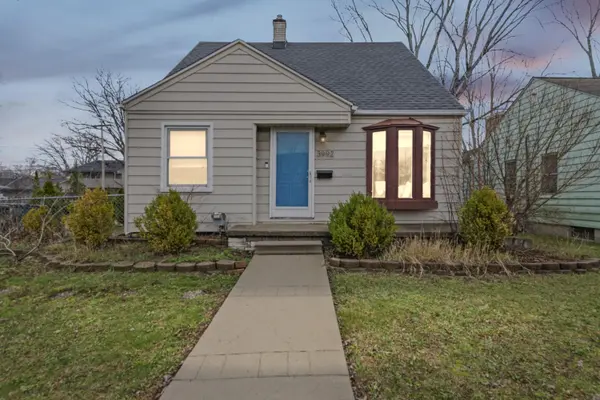 3992 Greenfield RD, Berkley City, MI 48072